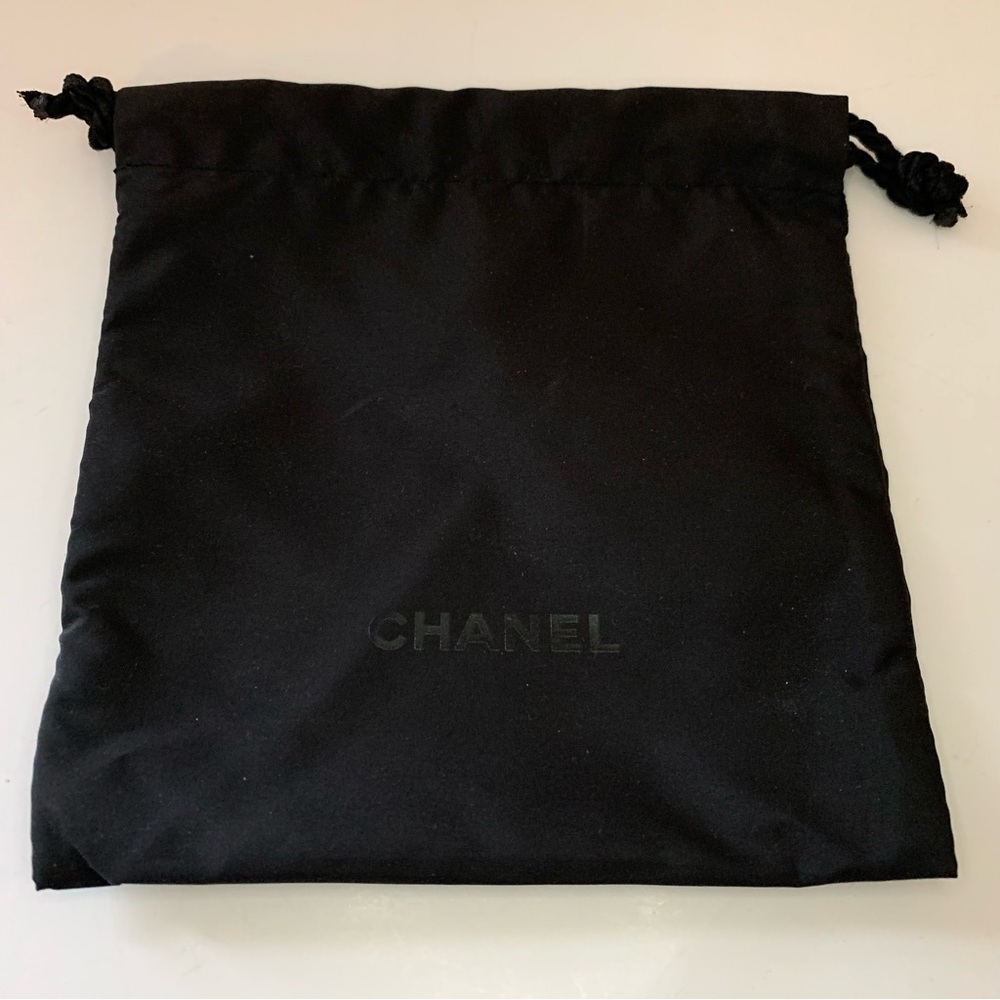 EMPTY Chanel Beauty Drawstring Pouch, Black